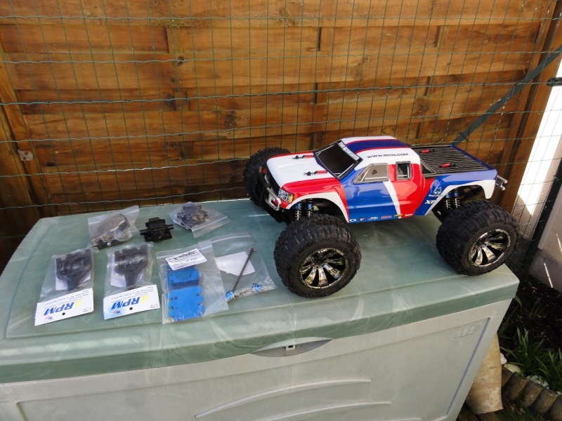 [Vend] Team Associated RIVAL full option. Dsc02512