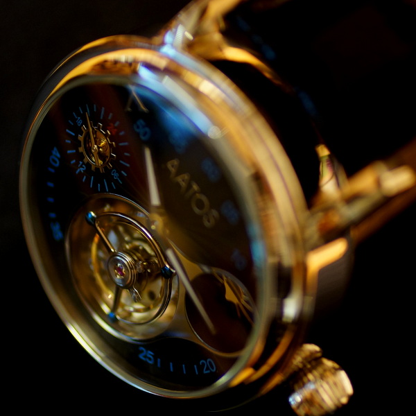Thực hư chiếc đồng hồ Tourbillon chưa tới 500$ - rẻ nhất thế giới 10110