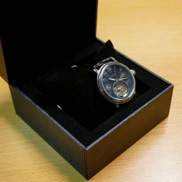 Thực hư chiếc đồng hồ Tourbillon chưa tới 500$ - rẻ nhất thế giới 2310