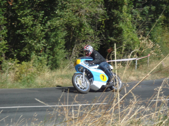 Dimanche 2 septembre  "montée historique des pierres dorées" Dsc01313