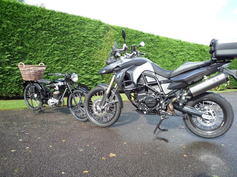 Comparatif F800GS vs MT1 Vs210