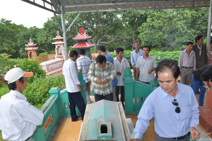 Hoạt động ngày Thương binh Liệt sĩ 27/7/2013 của Cựu học viên Khóa VII Dsc_0820