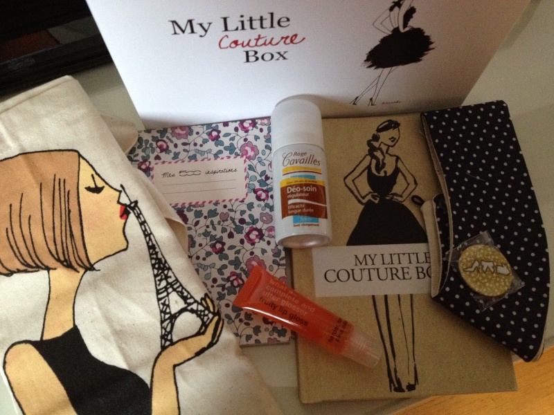 [Septembre 2012] My Little Box "Couture Box" (nouvelle version) - Page 32 Img_6230