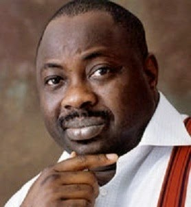 Change - Dele Momodu writes open letter to Nigeria's First Lady (Mama Peace. Please, don’t change it to Mama War !).. Dele10