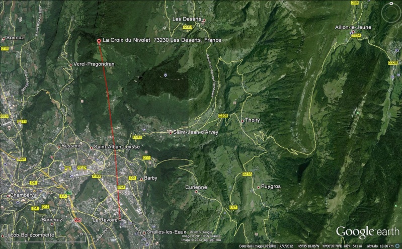 2013: le 27/07 à 23h30 - 00h - Ovni cylindrique avec hublots - Chambery, Savoie, Rhones alpes - Savoie (dép.73) Sam73010