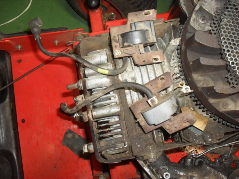 Réparation moteur Brigges & Stratton 11 HP dit serré. Sam_2326