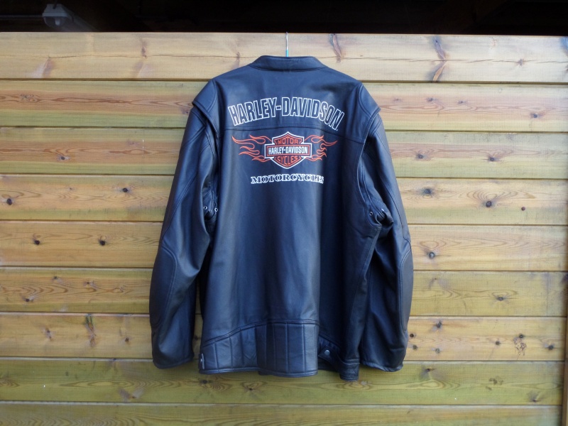 PETITES ANNONCES - vend Blouson Harley Davidson original 00410