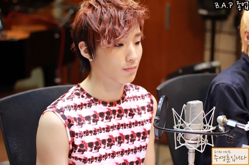 B.A.P @ MBC Radio 2PM Date with Joo Young Hoon 98q5s10