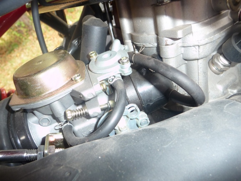 carburateur - Branchement durite à dépression sur carburateur ? (kinroad sahara 250) P1050218