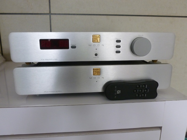 Simaudio Moon PS-5 Preamp (Used) Price reduction (SOLD) P1030028