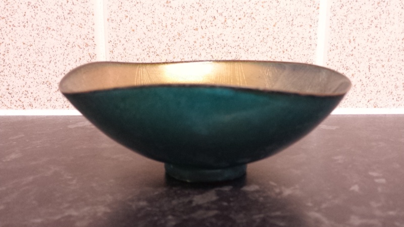 id help on this metal enamel bowl signed  20141214