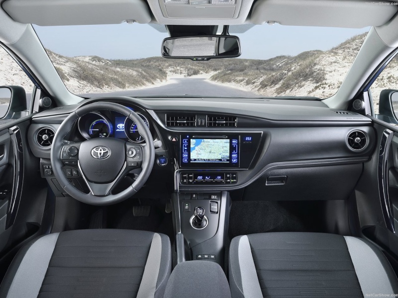 2015 - [Toyota] Auris restylée - Page 2 Toyota16