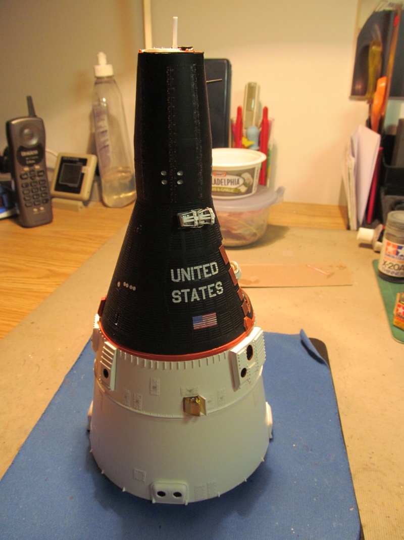 Mon projet actuel: capsule Gemini 12 Img_1014