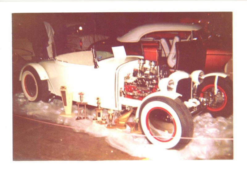 Vintage Car Show pics (50s, 60s and 70s) - Page 7 10480910