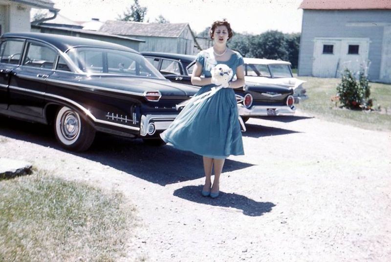 fifties & early sixties cars in situation - Vintage pics 10881510