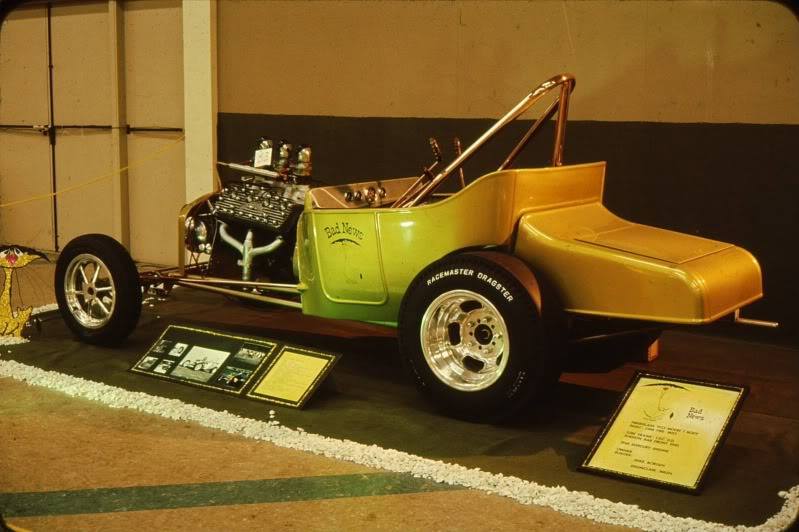 Vintage Car Show pics (50s, 60s and 70s) - Page 6 10896812