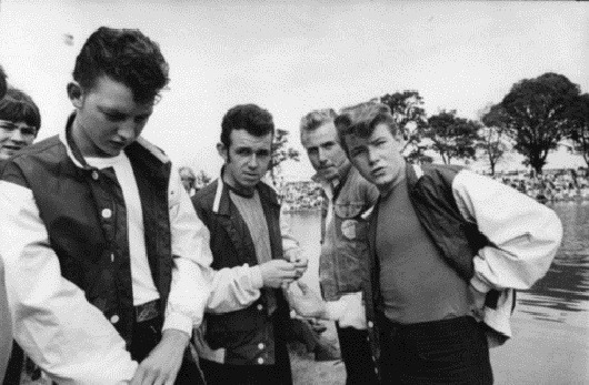 Greasers  - Page 2 10930910
