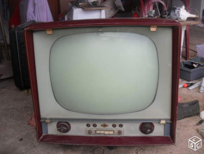 Téloches.... Vintage televisions - 1940s 1950s and 1960s tv - Page 3 485