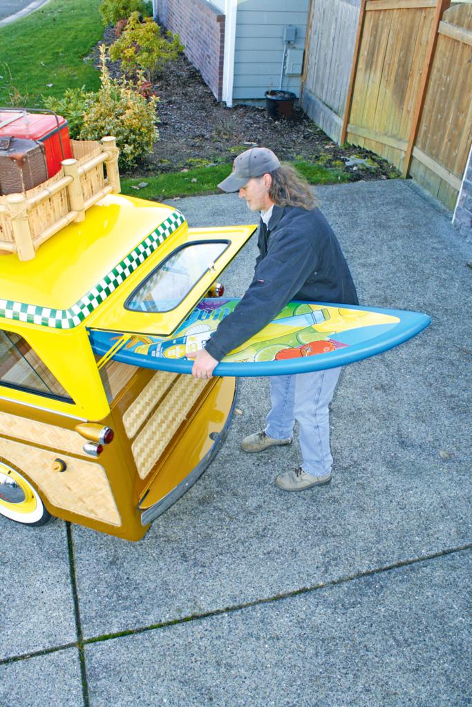 1948 Crosley "Tiki Taxi"  8133010