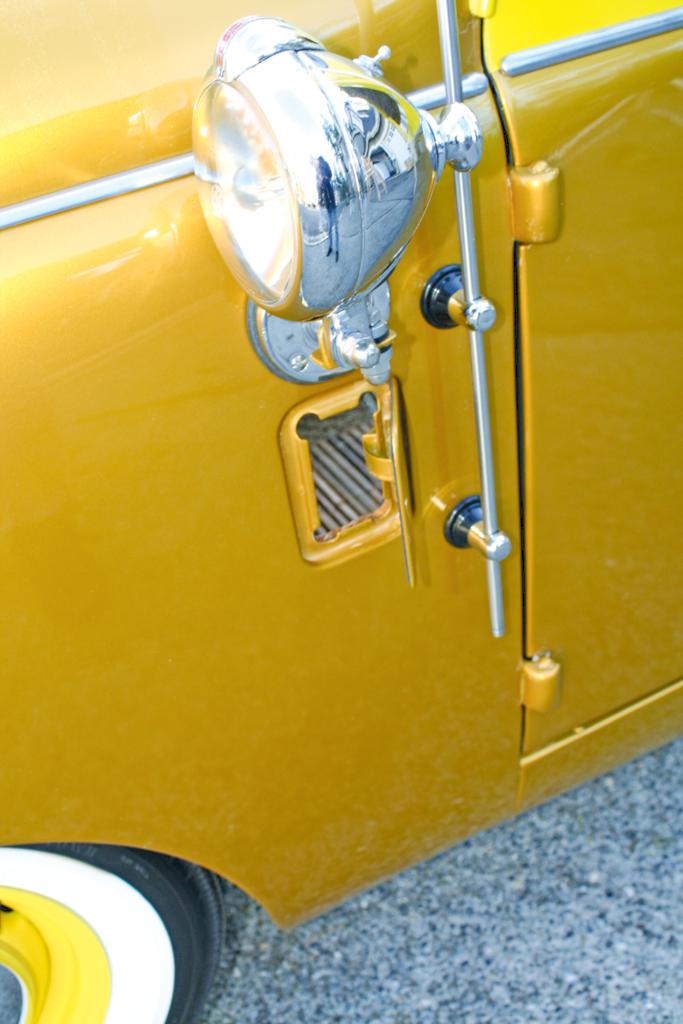 1948 Crosley "Tiki Taxi"  8133110