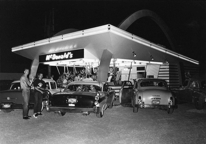 Original Mc Donald's - 1953 - Downey, California Mcdona11
