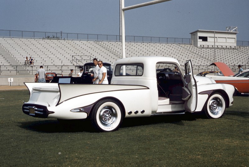 1953 Chevy Pick up - Rod & Custom Magazine’s Dream Truck -  Rod-cu14