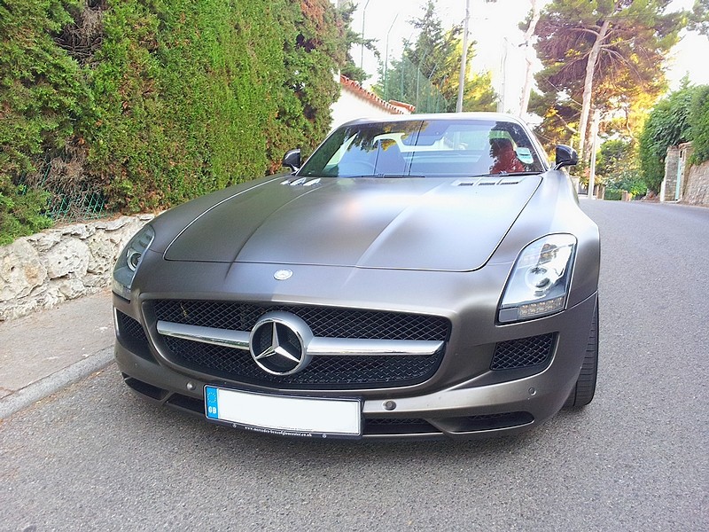 Mercedes SLS descendante des 300 SL papillon - Page 3 20120810