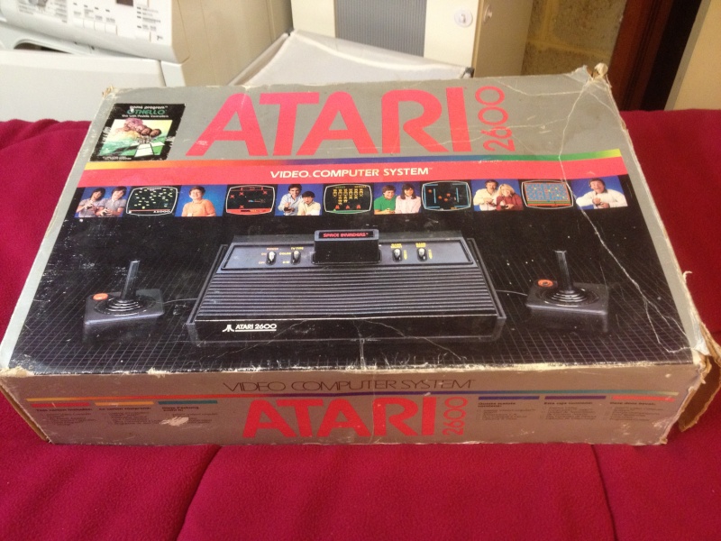 [estim] atari 2600, videopac et c64 le tout complet en boite Img_2052