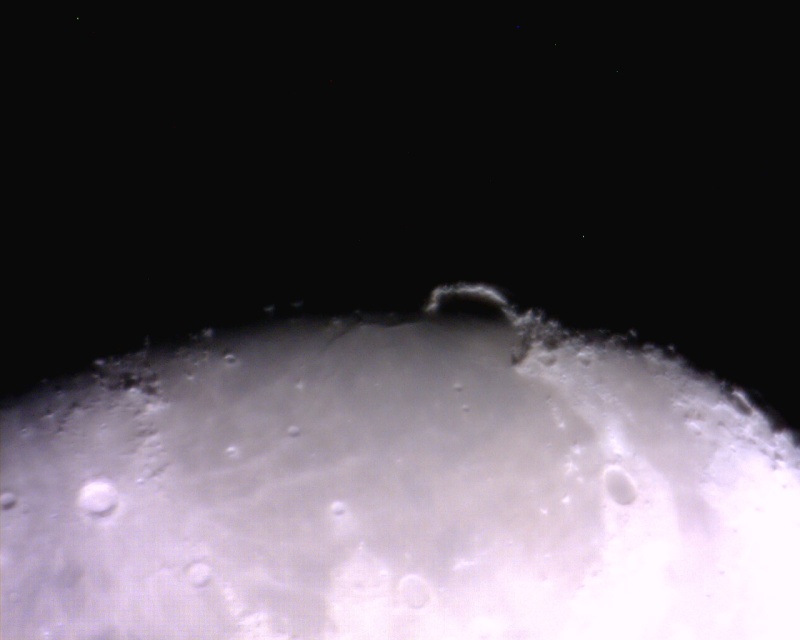Eruption lunaire observée au télescope? Image-11