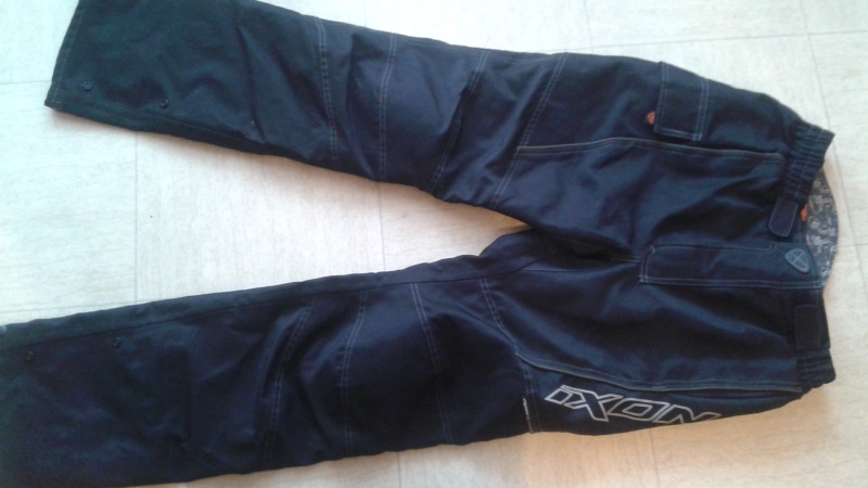 Pantalon de moto à vendre Pantal10