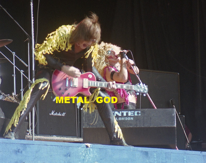 TWISTED SISTER - 1982 / 08 / 29 - Reading, festival 432