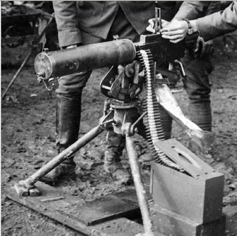 Caisse de munition en bois pour mitrailleuse Browning 1917  cal 30 Tripod10