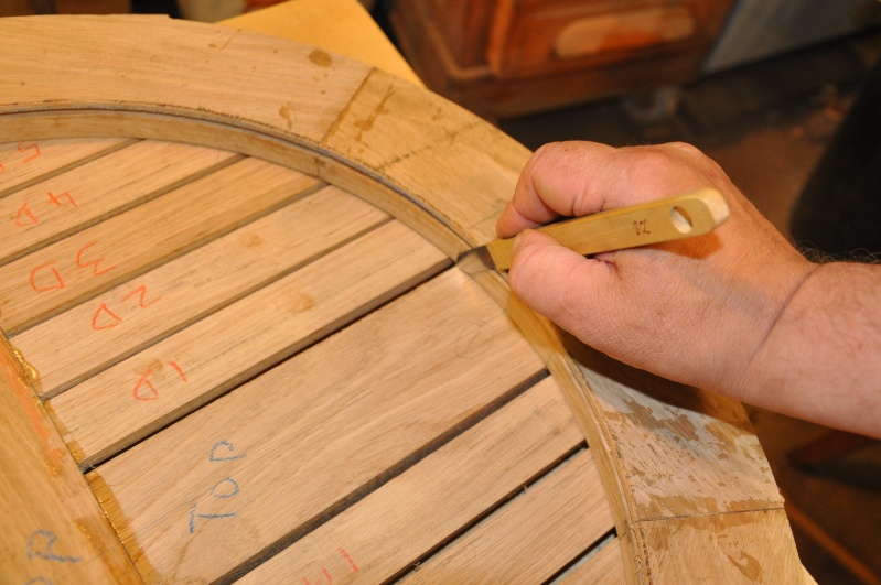 Fabrication d'un plateau  en bois pour table de bistrot - Page 3 00113