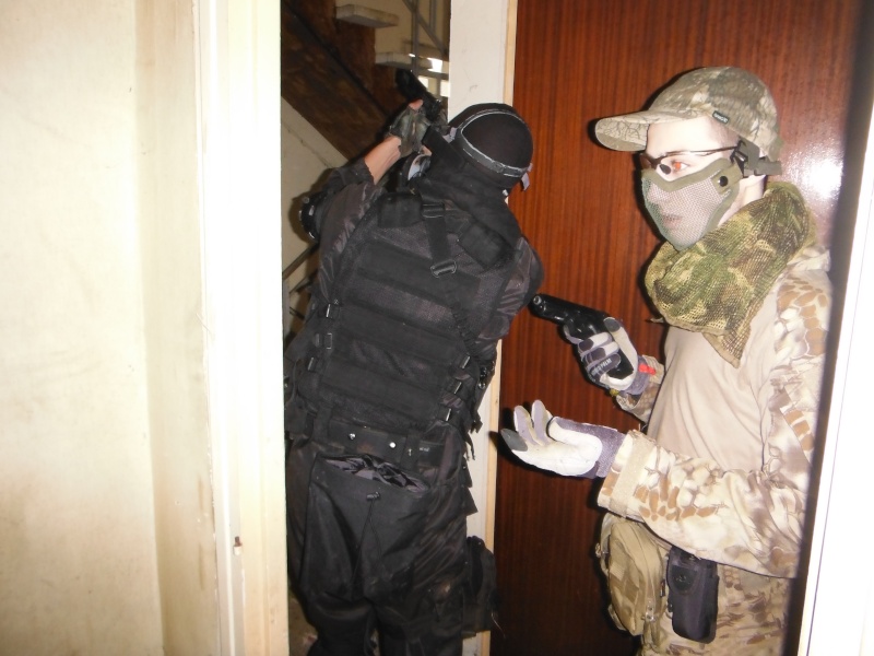 Partie du 01 février 2015 (CQB Jouet) Dscf3149