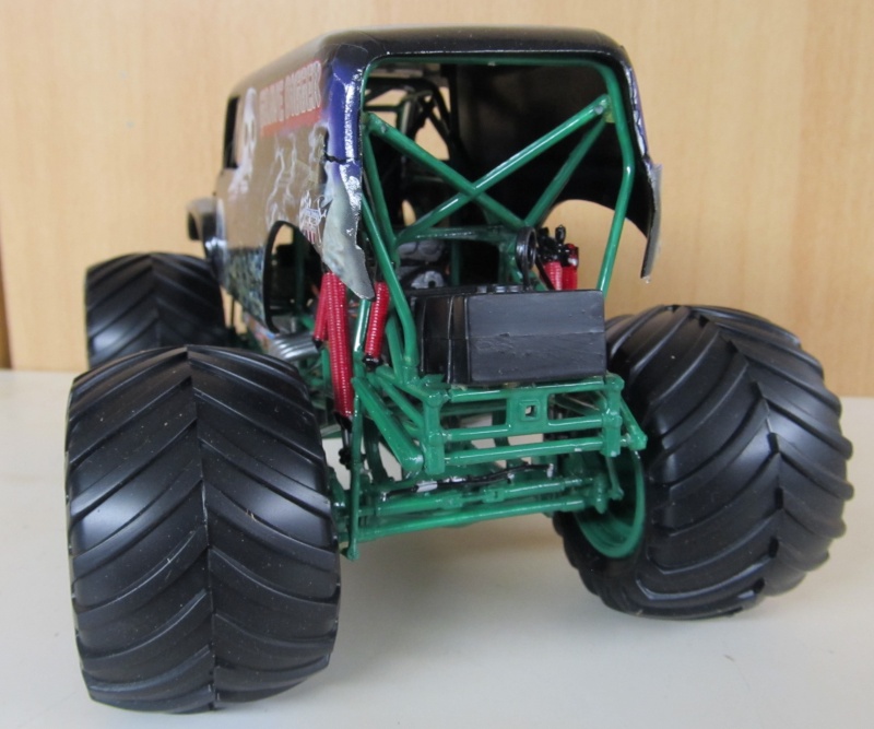 Grave Digger  (AMT-ERTL 38184) Grave_12