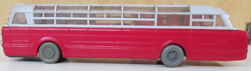 Autos in 1:87 und 1:90 Ikarus11