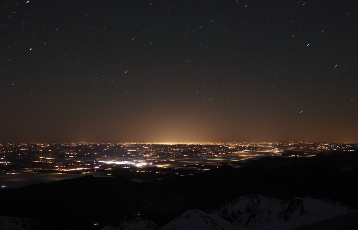 Ciel noir et pollution lumineuse au Pic du Midi Jacque21