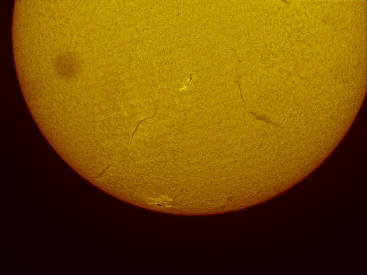 Soleil et protubérances du 7 Mars 2015 a la Lunt 60 Sunspo10