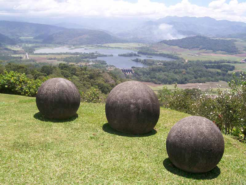 Les sphères mégalithiques du Costa Rica. 6-deco10