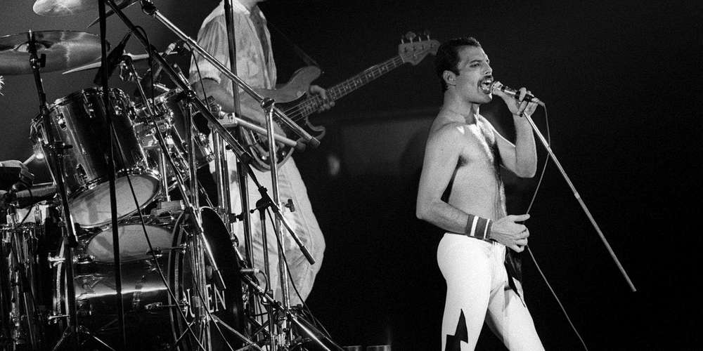 24 Novembre 1991: décès de Freddie Mercury La-pho10