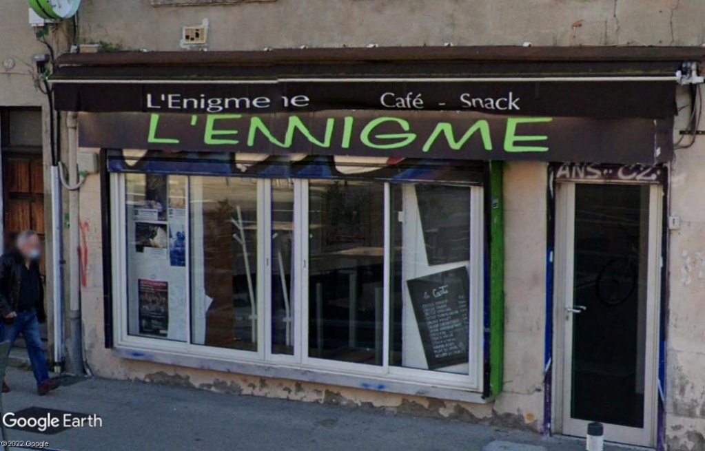 STREET VIEW : Bugs, collages, défauts dans l'image - Page 8 Z0910