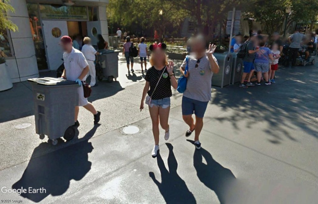 STREET VIEW : un coucou à la Google car  - Page 55 Z1020