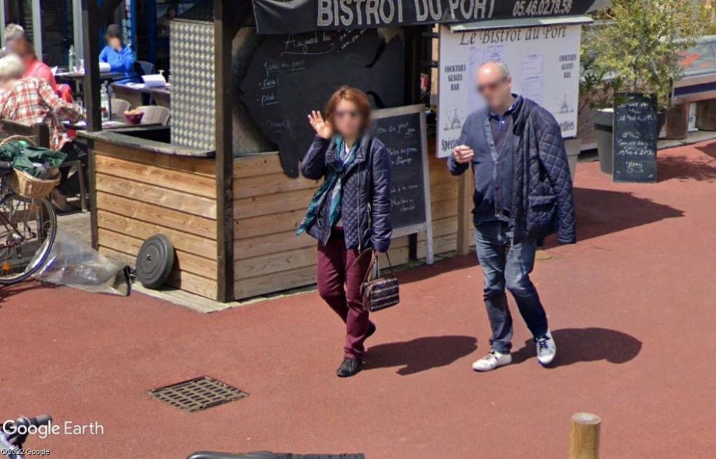 STREET VIEW : un coucou à la Google car  - Page 65 Z1835