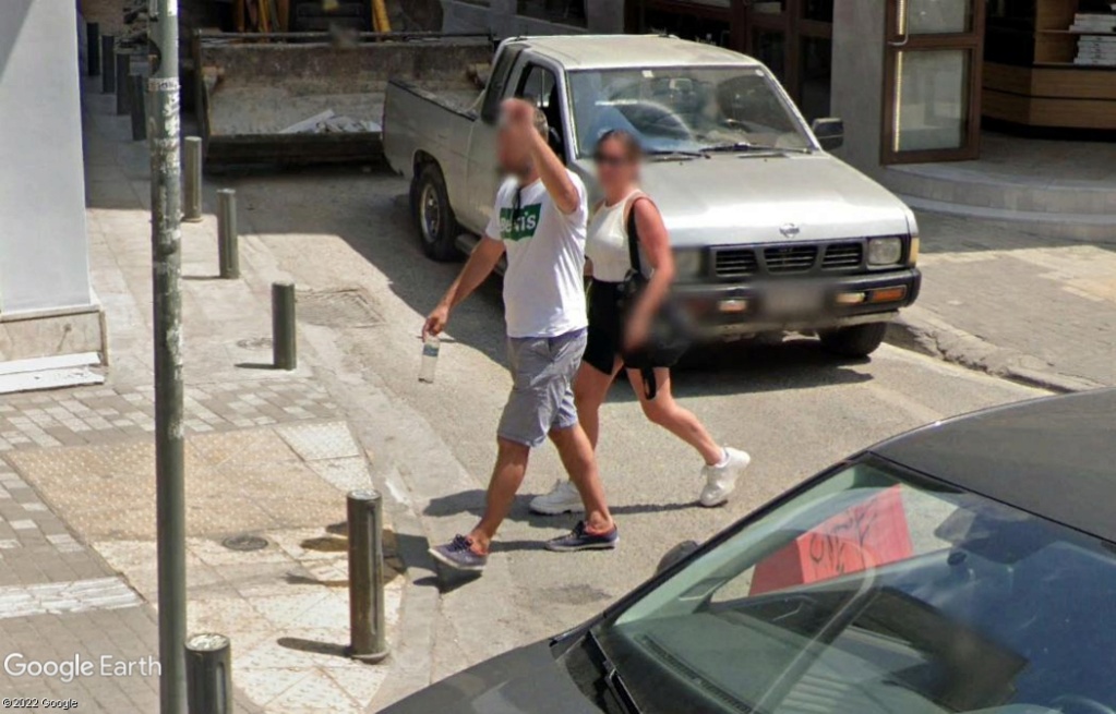 STREET VIEW : un coucou à la Google car  - Page 64 Z2430