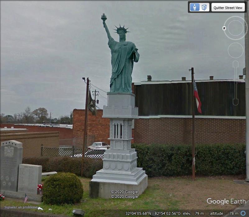 Statue de la Liberté = les répliques découvertes grâce à Google Earth - Page 6 Z310