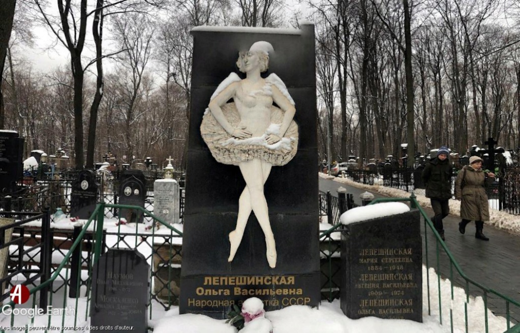Dans un cimetière à Moscou Z3816