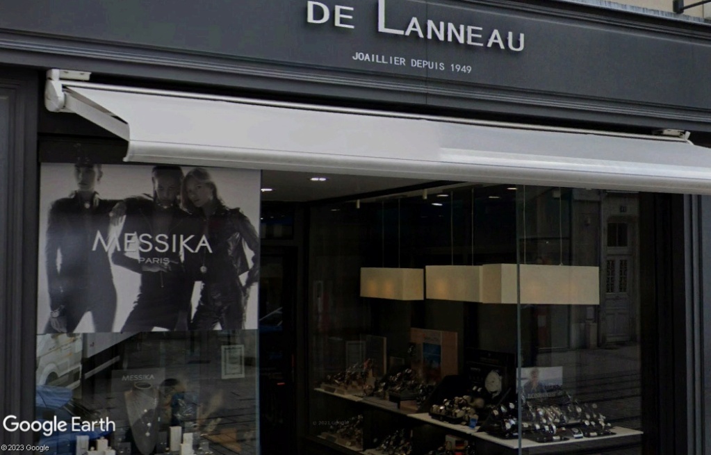 STREET VIEW : Les commerces et entreprises millésimés - Page 27 Z747