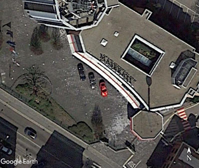 STREET VIEW : belles voitures (Monde) - Page 43 Zzz43