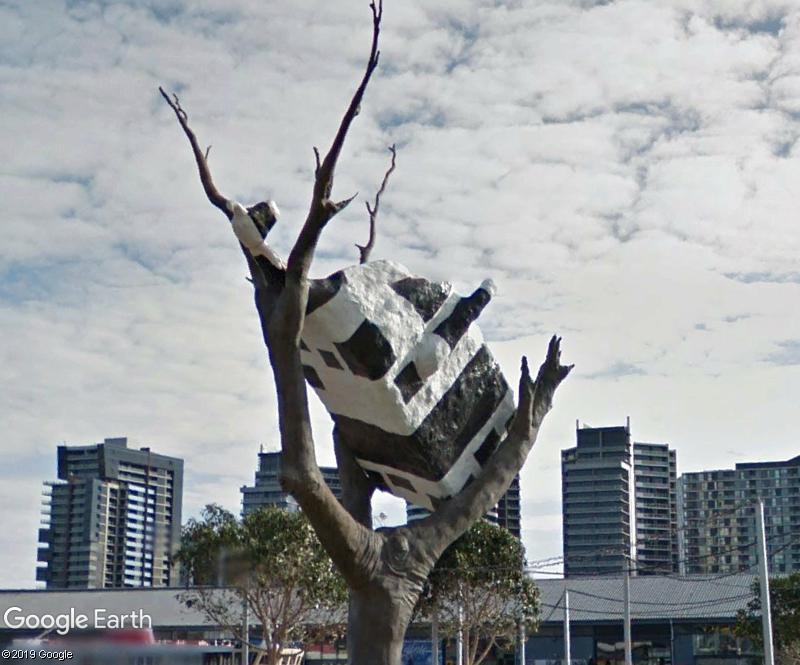 "Cow up a tree", sculpture à Melbourne - Australie Zzzz22