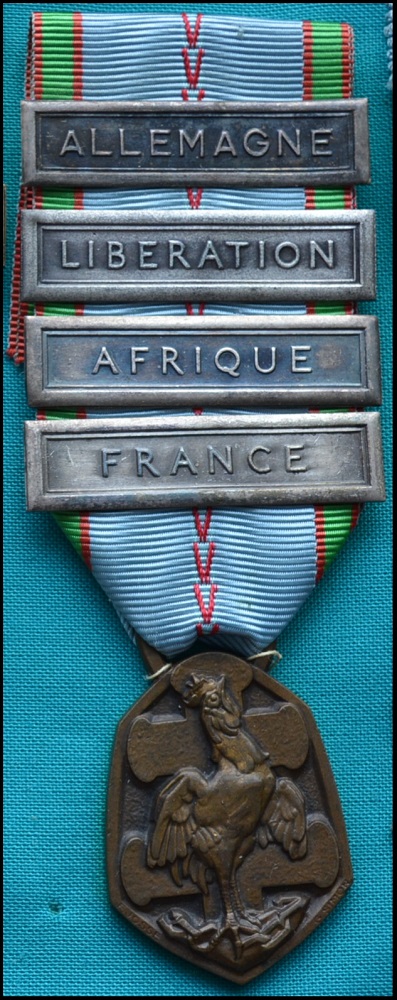 Les agrafes de la Médaille commémorative française de la guerre 1939-1945 12-12148